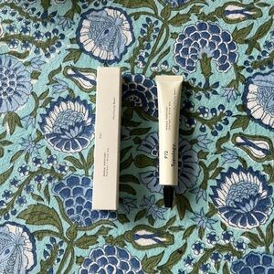 Typology Purifying Mask